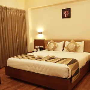*** Hotel Malabar Residency India
