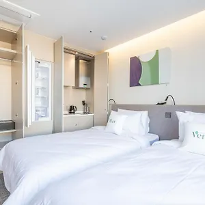 Отель Hotel Vert